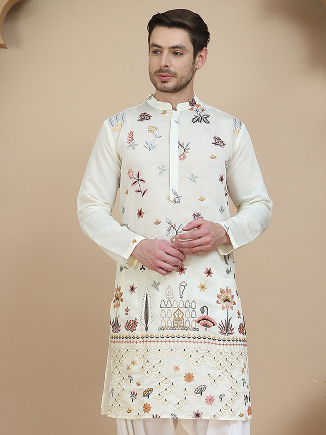 Jompers Men Floral Embroidered Chikankari Kurta-picture-16