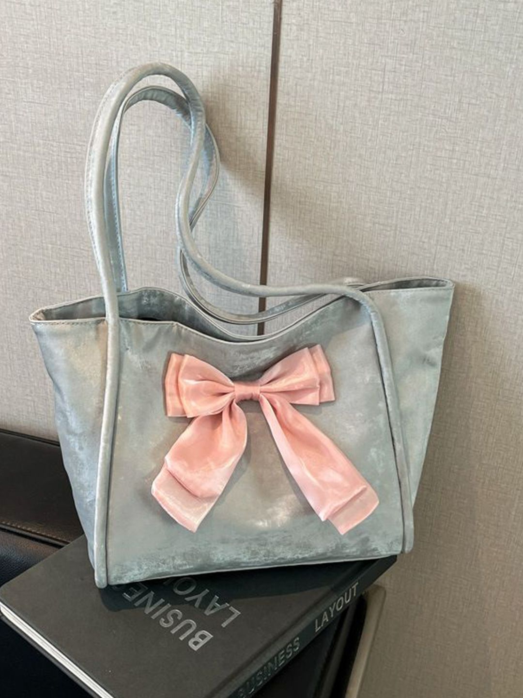 StyleCast x Revolte Women Solid Structured Bow Detail Shoulder Bag-picture-43