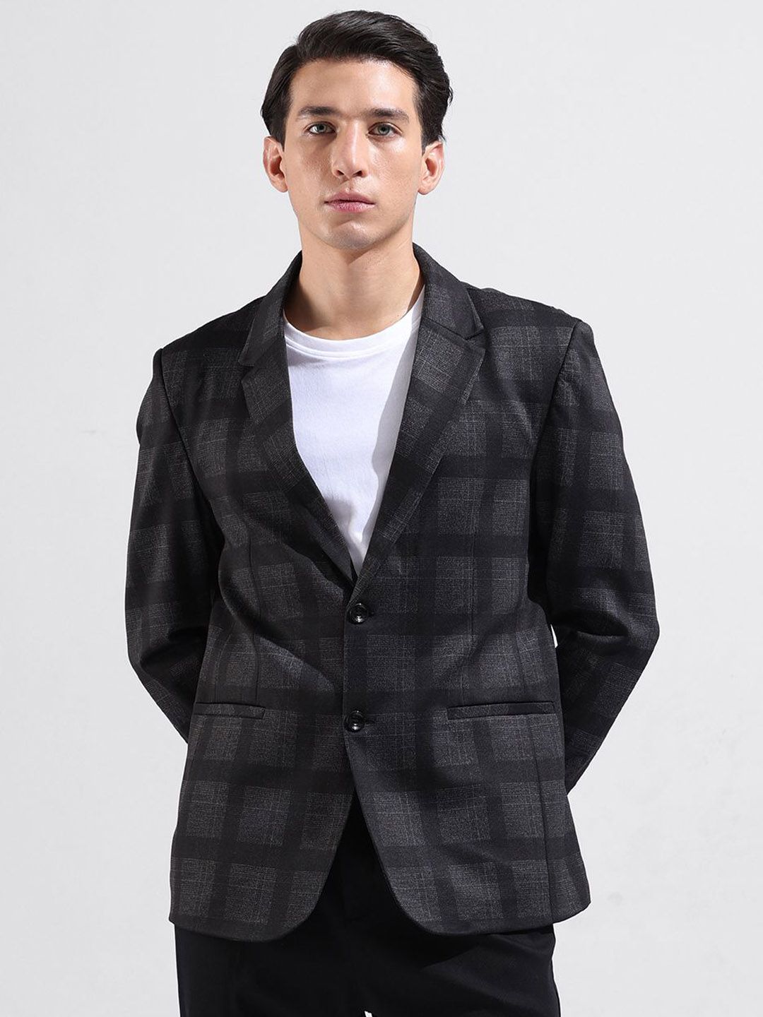 The Indian Garage Co. X Luxe Checked Comfort-Fit Single Breasted Blazer-picture-35