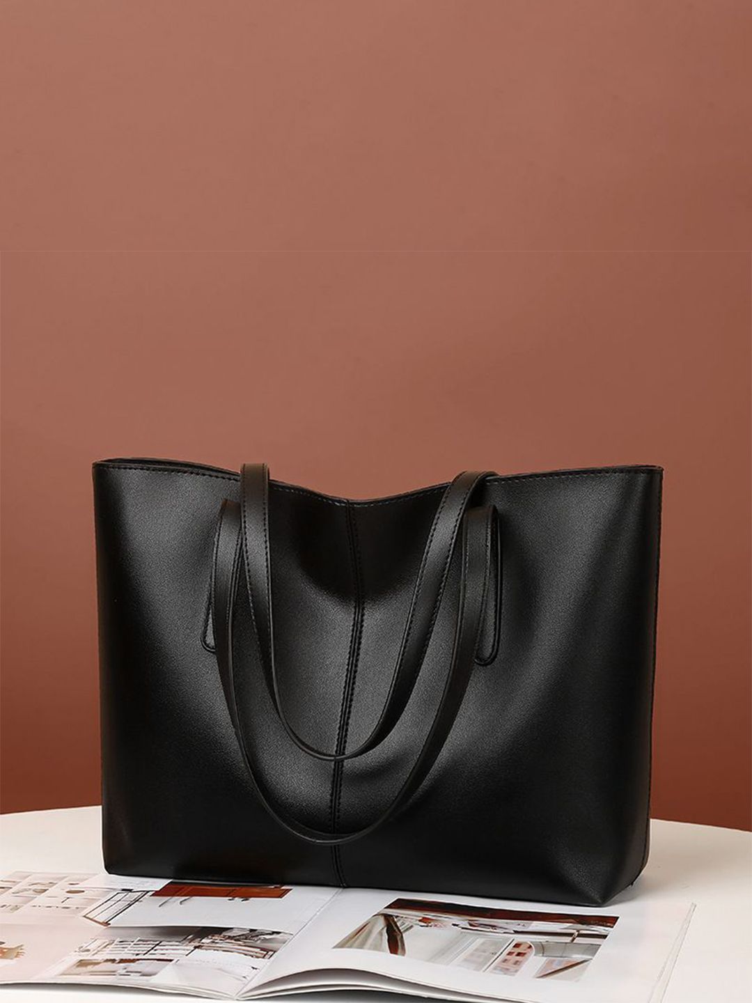 corsica DressBerry PU Oversized Structured Tote Bag with Tasselled-picture-21