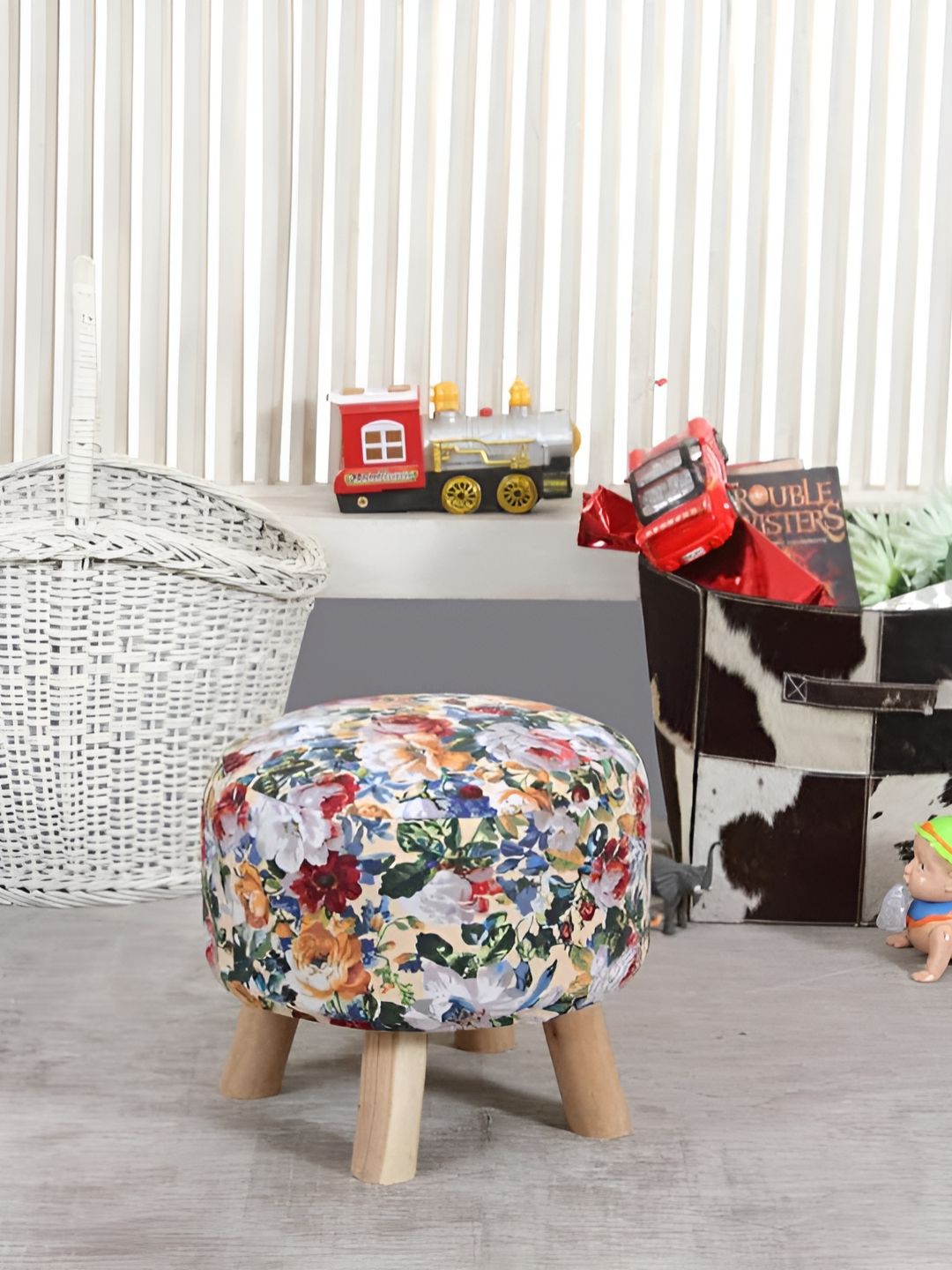 Shadowkart White & Green Pouffe Ottomans-image-13