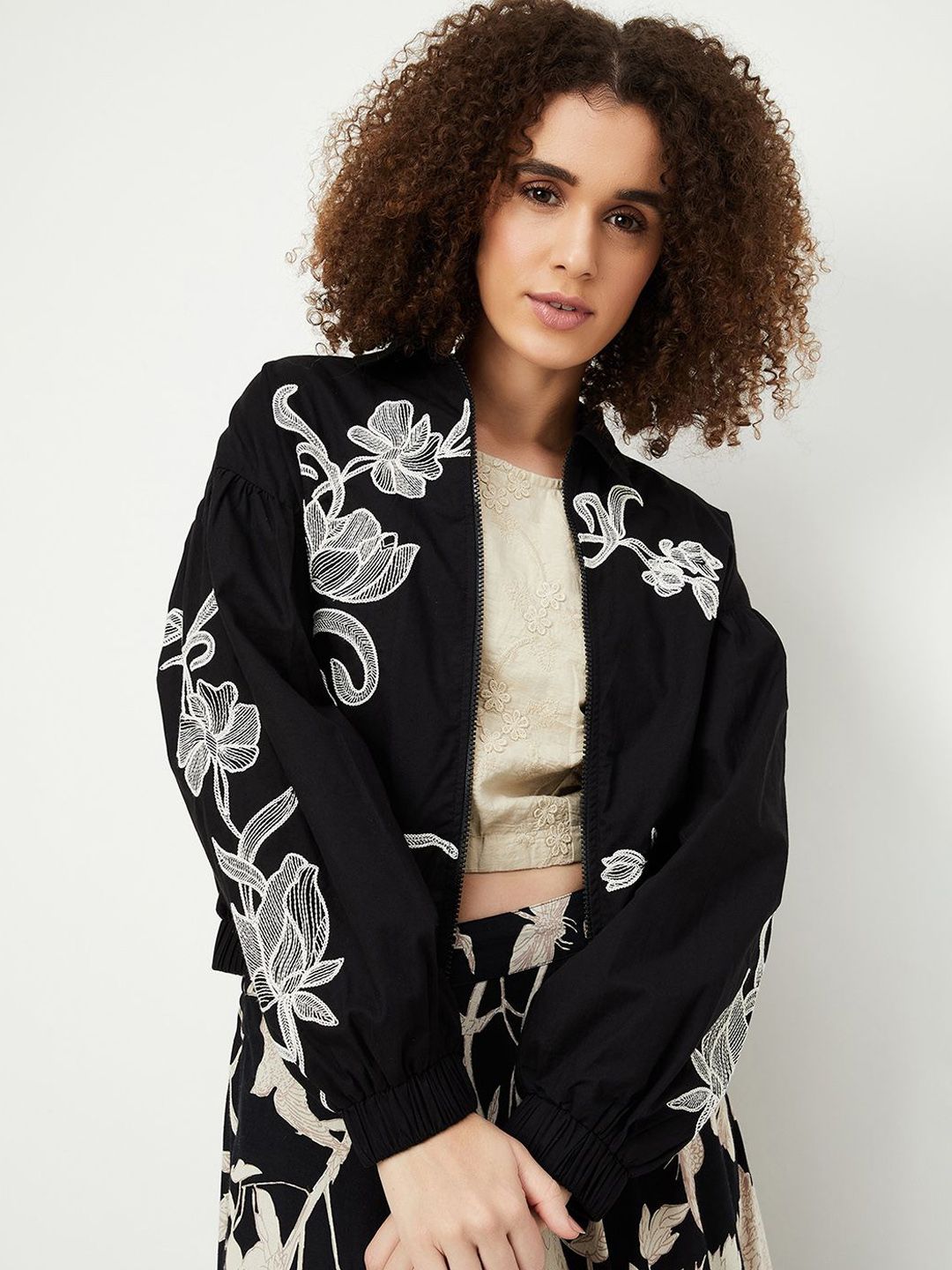 max Women Crop Tailored Jacket with Embroidered