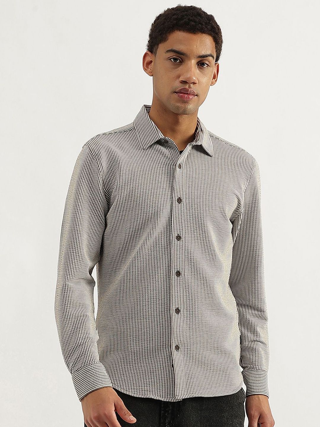 United Colors of Benetton Men Slim Fit Opaque Striped Casual Shirt-picture-32