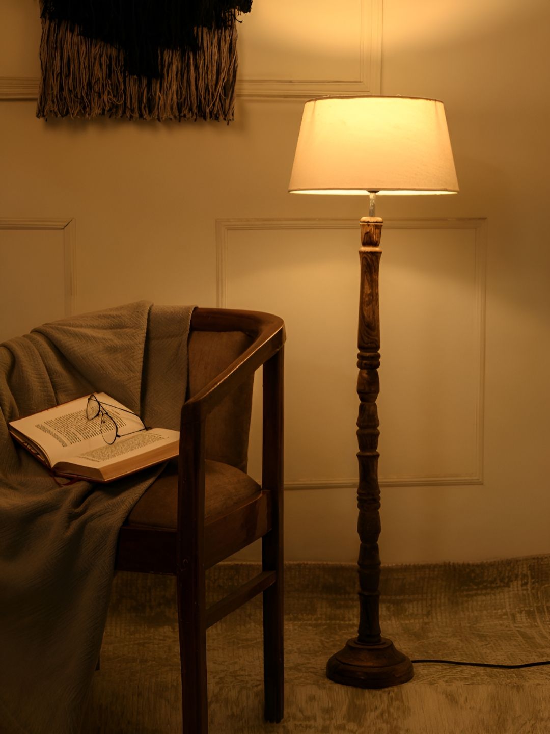 green girgit Off-White & Brown Wooden Floor Lamp-image-16
