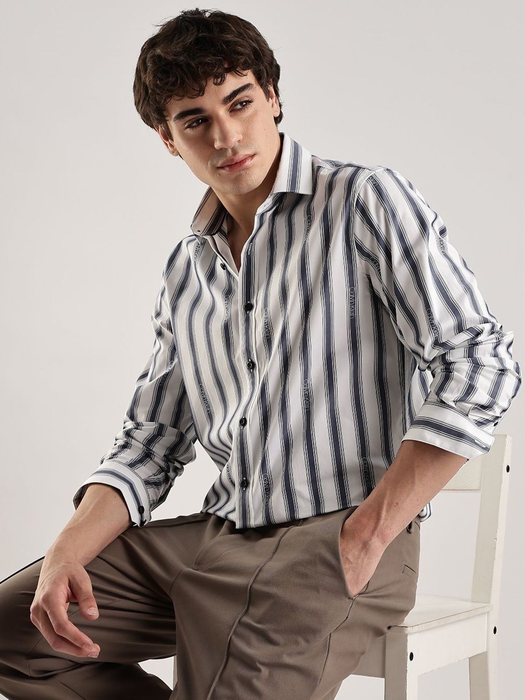 Calvin Klein Jeans Men Opaque Striped Casual Shirt-picture-21