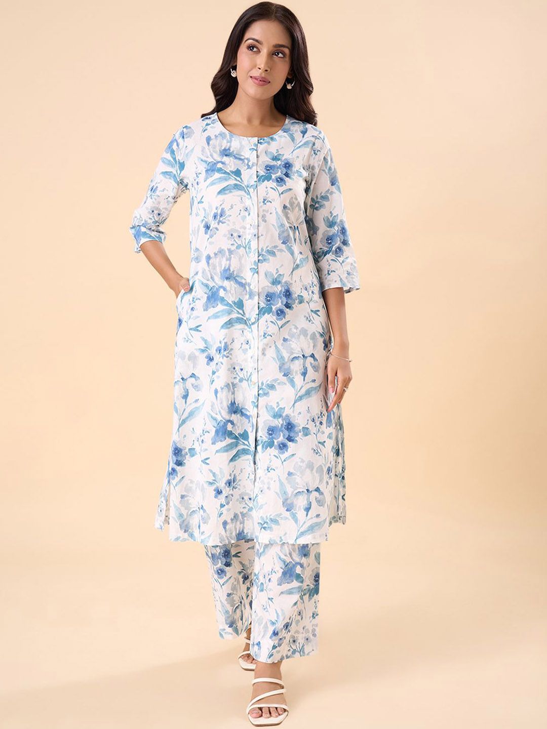 RANGMANCH BY PANTALOONS Women Floral Printed Cotton Kurta with Trousers-picture-28