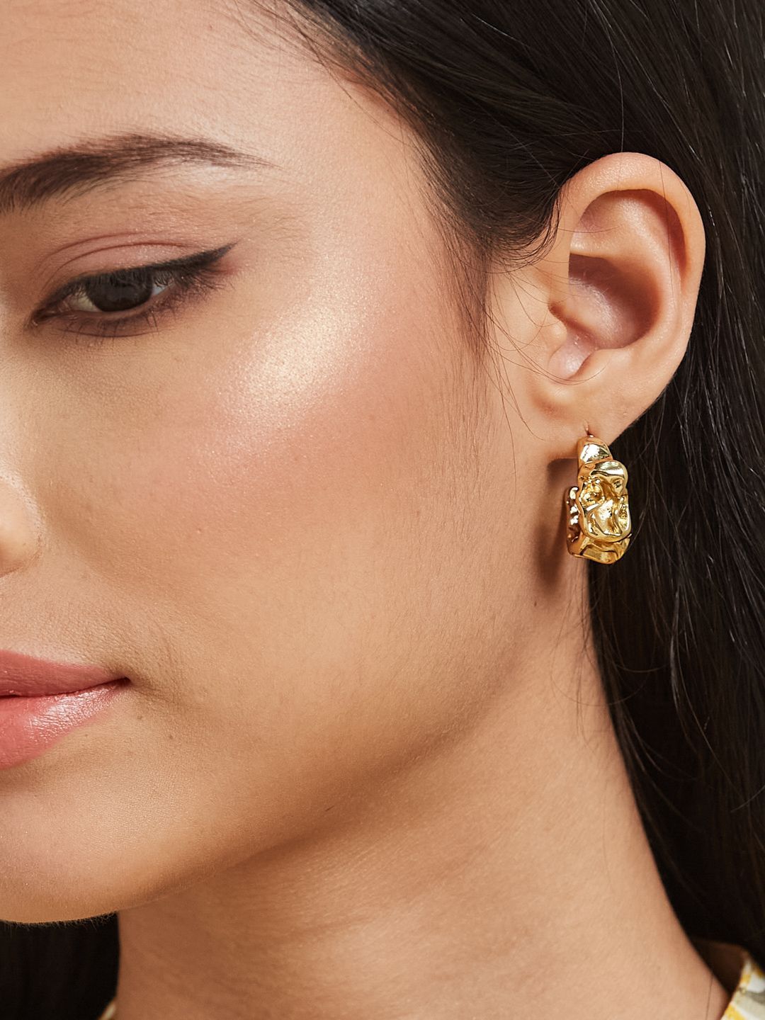 ATIBELLE Set Of 2 Gold-Plated Contemporary Shaped Textured Half Hoop Earrings