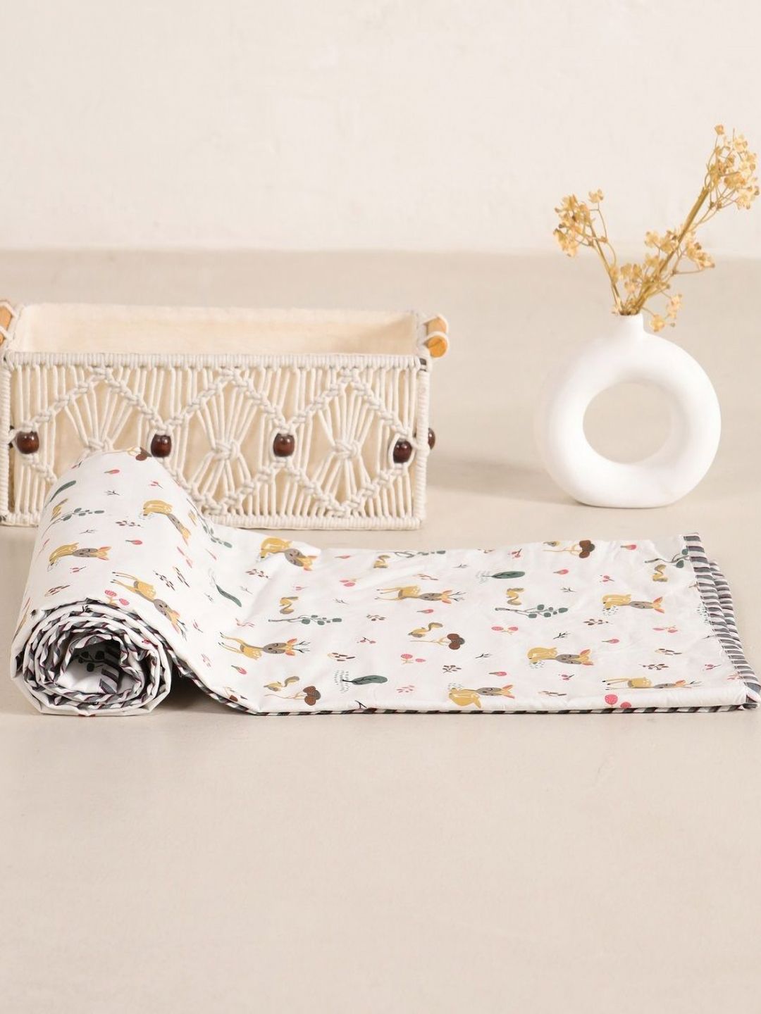 HOMEMONDE White & Yellow Cartoon Characters AC Room 150 GSM Single Bed Dohar-image-28