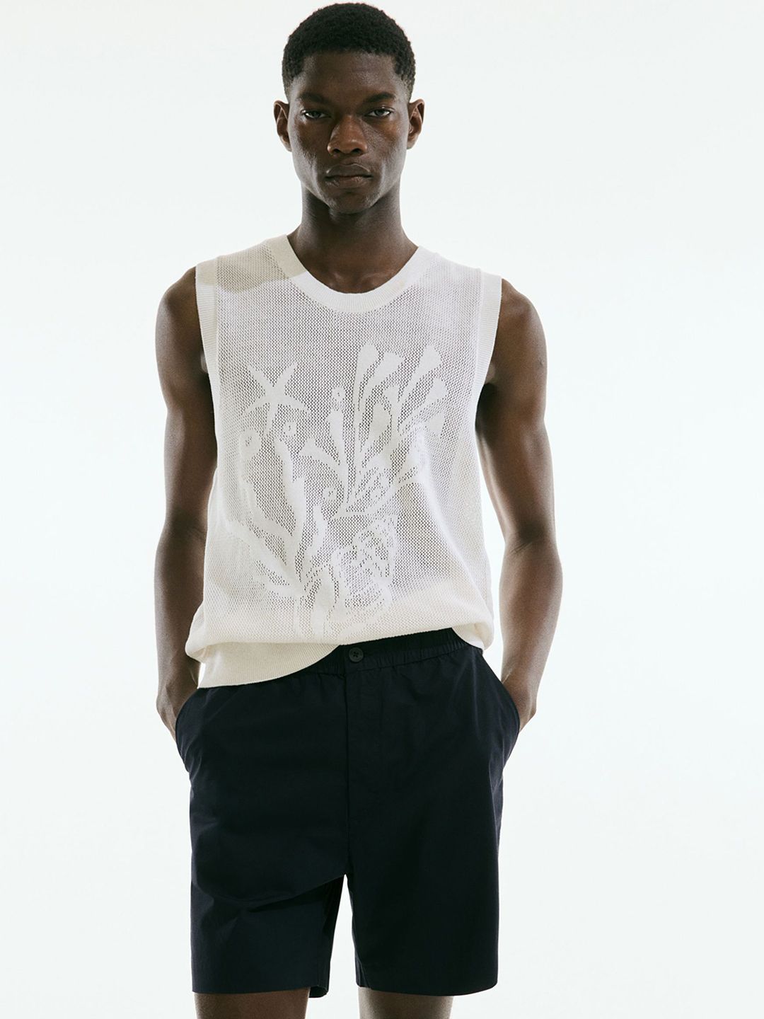 H&M Relaxed Fit Poplin Shorts-picture-22