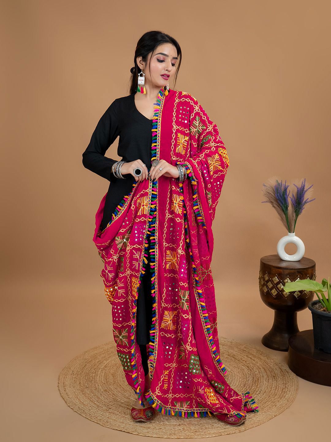 HELLA FASHIONS Embroidered Dupatta-picture-25