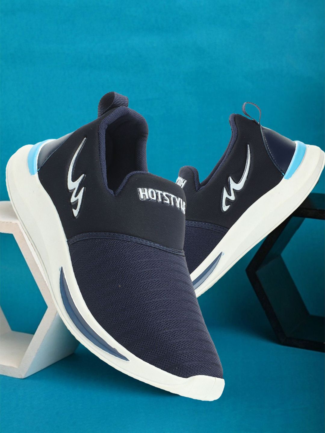 HOTSTYLE Men Colourblocked Sneakers-picture-16