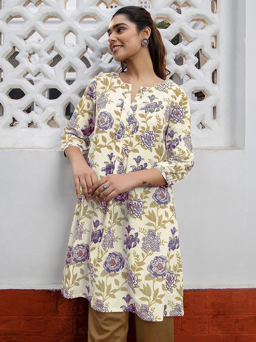 Janasya Women's Off White Pure Cotton Floral Printed Kurta-image-9