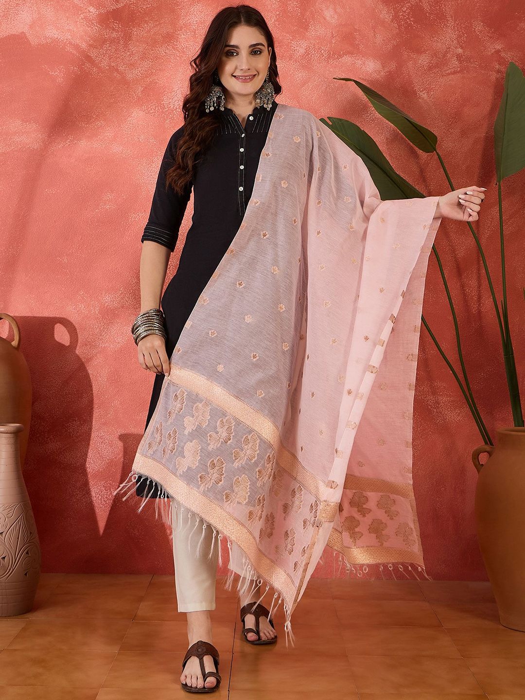 Sangria Zari Woven Design Dupatta-picture-58