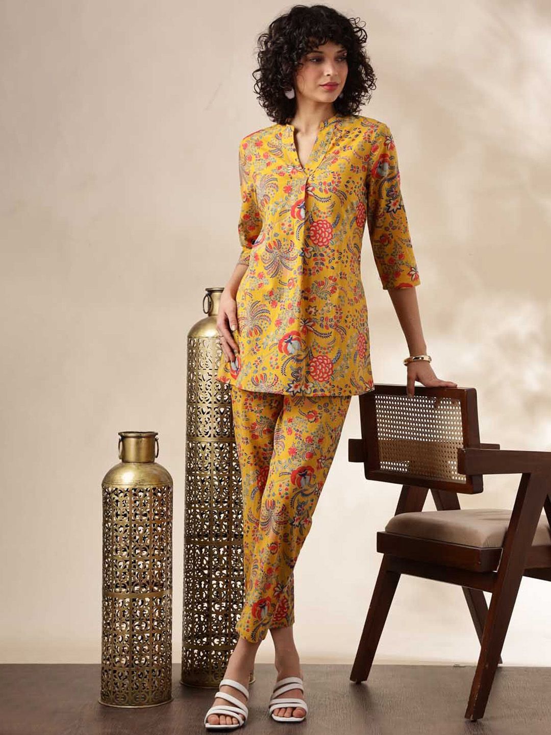 Anouk Printed Mandarin Collar Pure Cotton Tunic With  Trousers