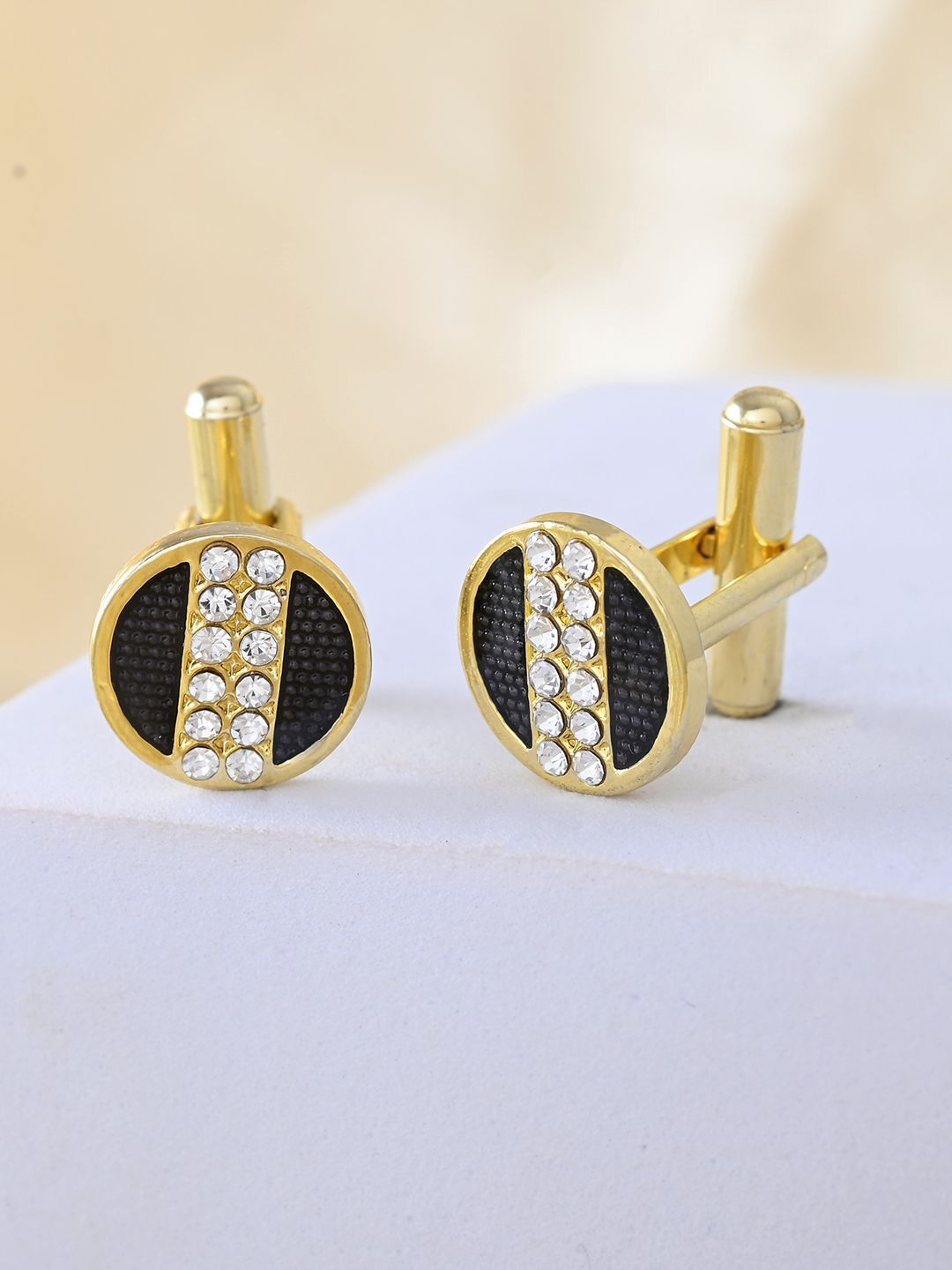 Voylla Geometric Cufflink-picture-27