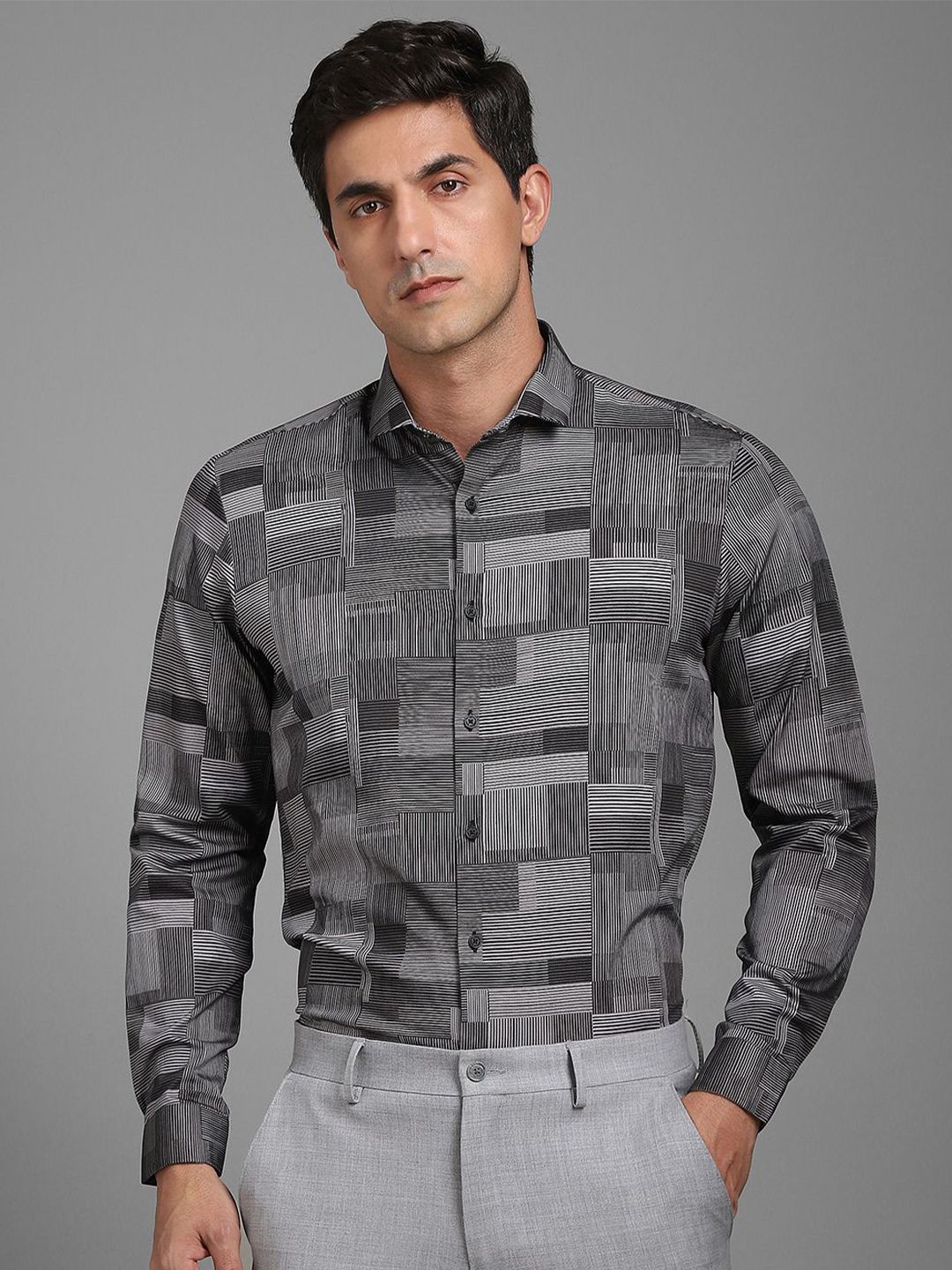 Louis Philippe Geometric Printed Spread Collar Slim Fit Formal Shirt-picture-27