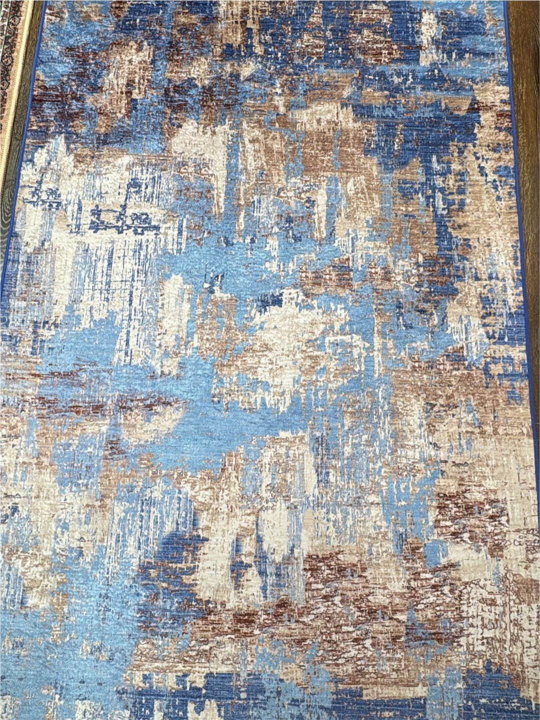 DREAM WEAVERZ Blue Printed Chenille Anti-Skid Long-Life Rectangular Floor Rug