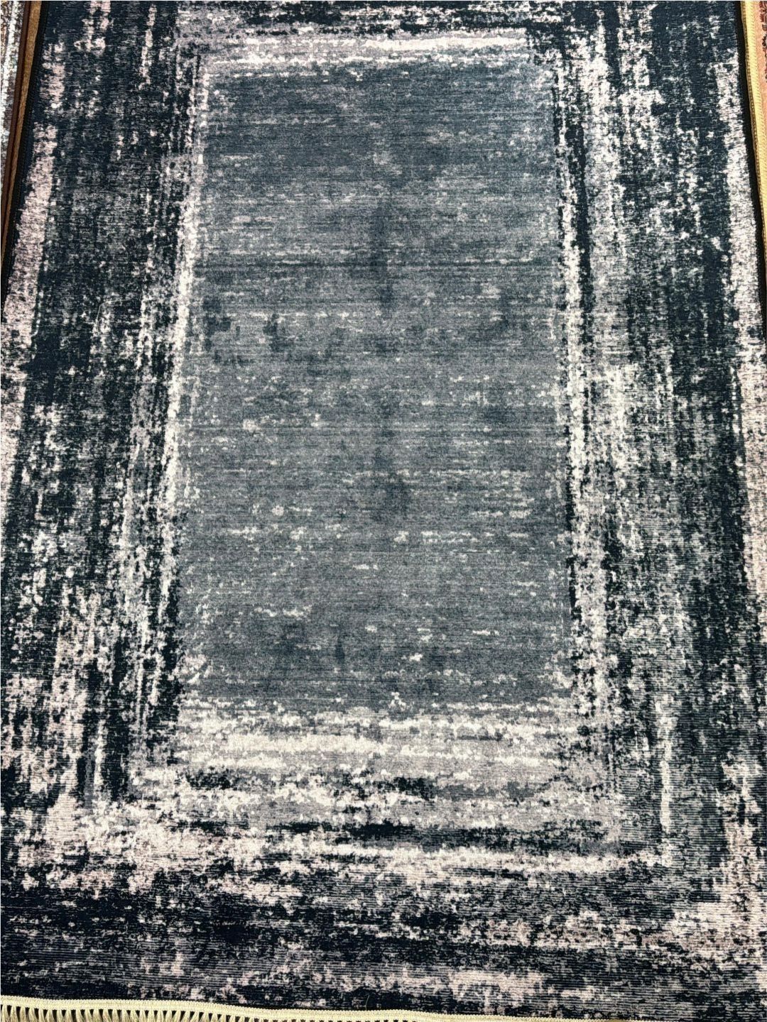 DREAM WEAVERZ Grey & Pink Printed Anti-Skid Long-Life Rectangular Floor Rug