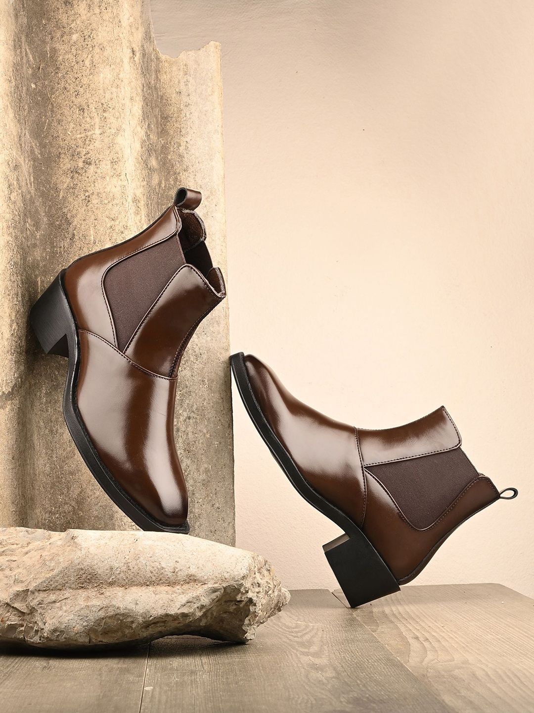 AfroJack Men Block-Heeled Chelsea Boots