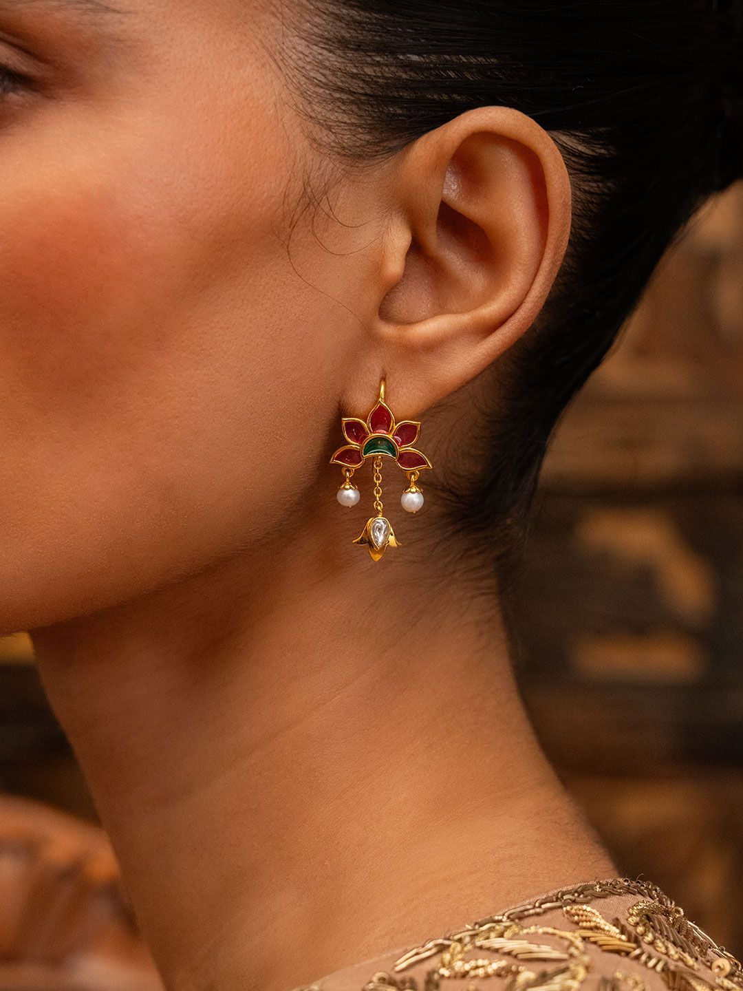 SHAYA Contemporary Studs Earrings-picture-28
