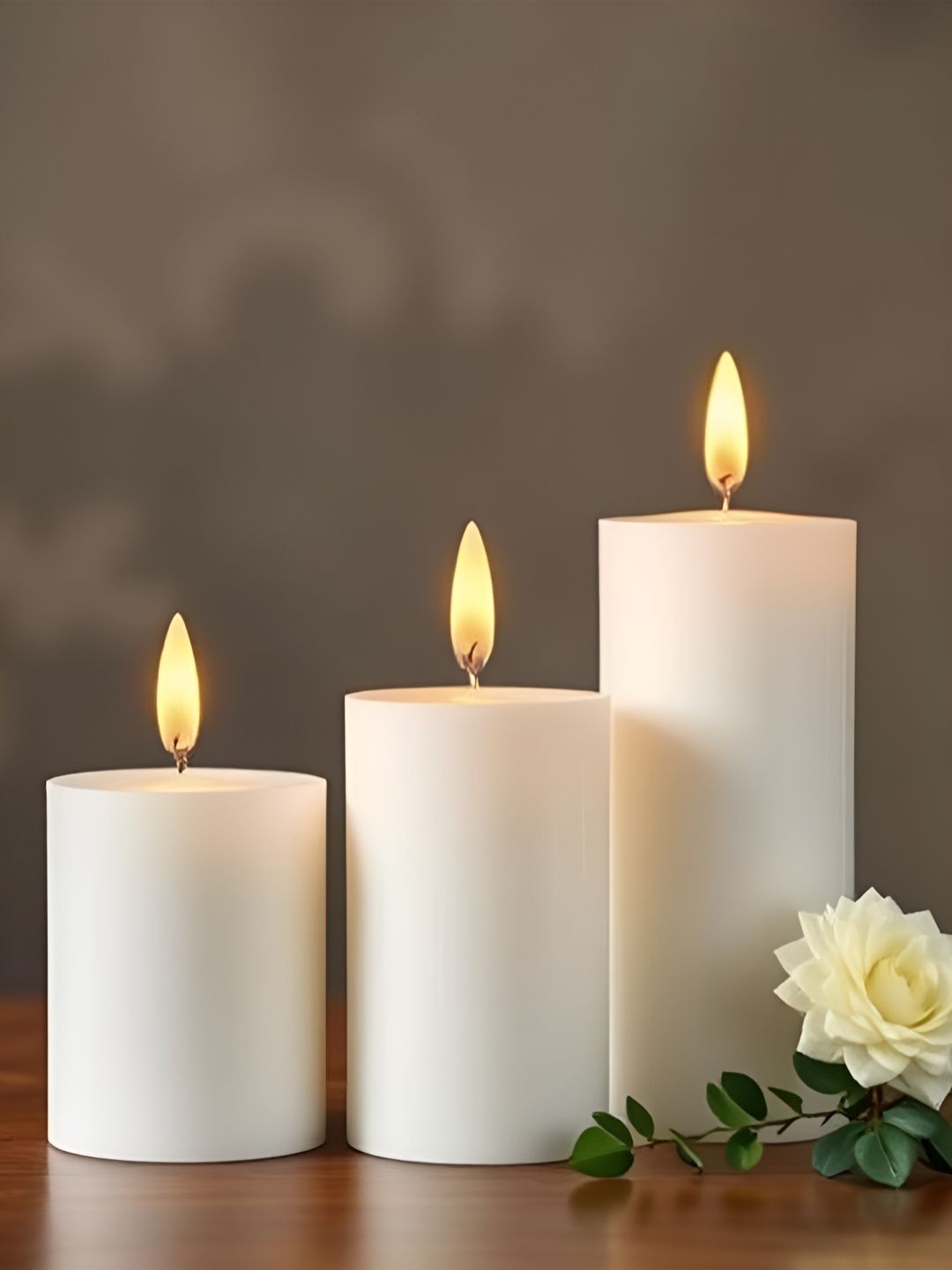 Aromatic Fables White 3 Pieces Vanilla Scented Pillar Candles-picture-24