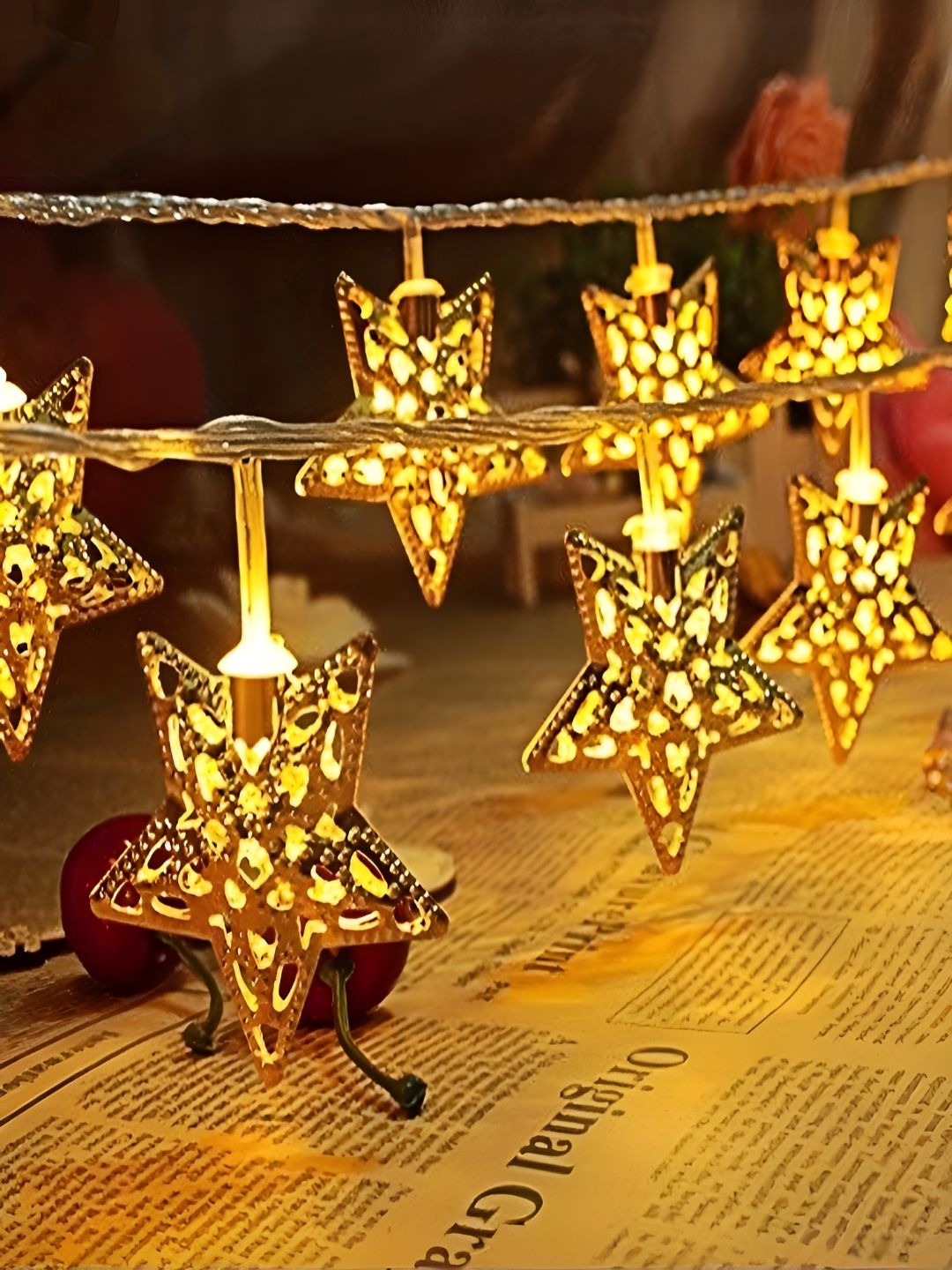 KAVYARA Gold-Toned & White Star Shape Metal String Lights-picture-27