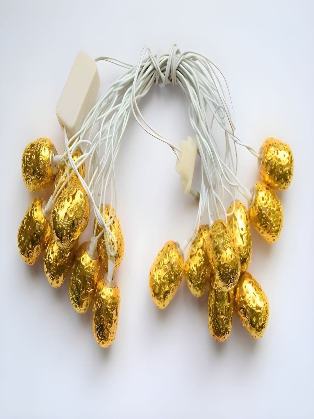 KAVYARA Gold Toned & White Peanut Shape Metal String Lights-picture-56