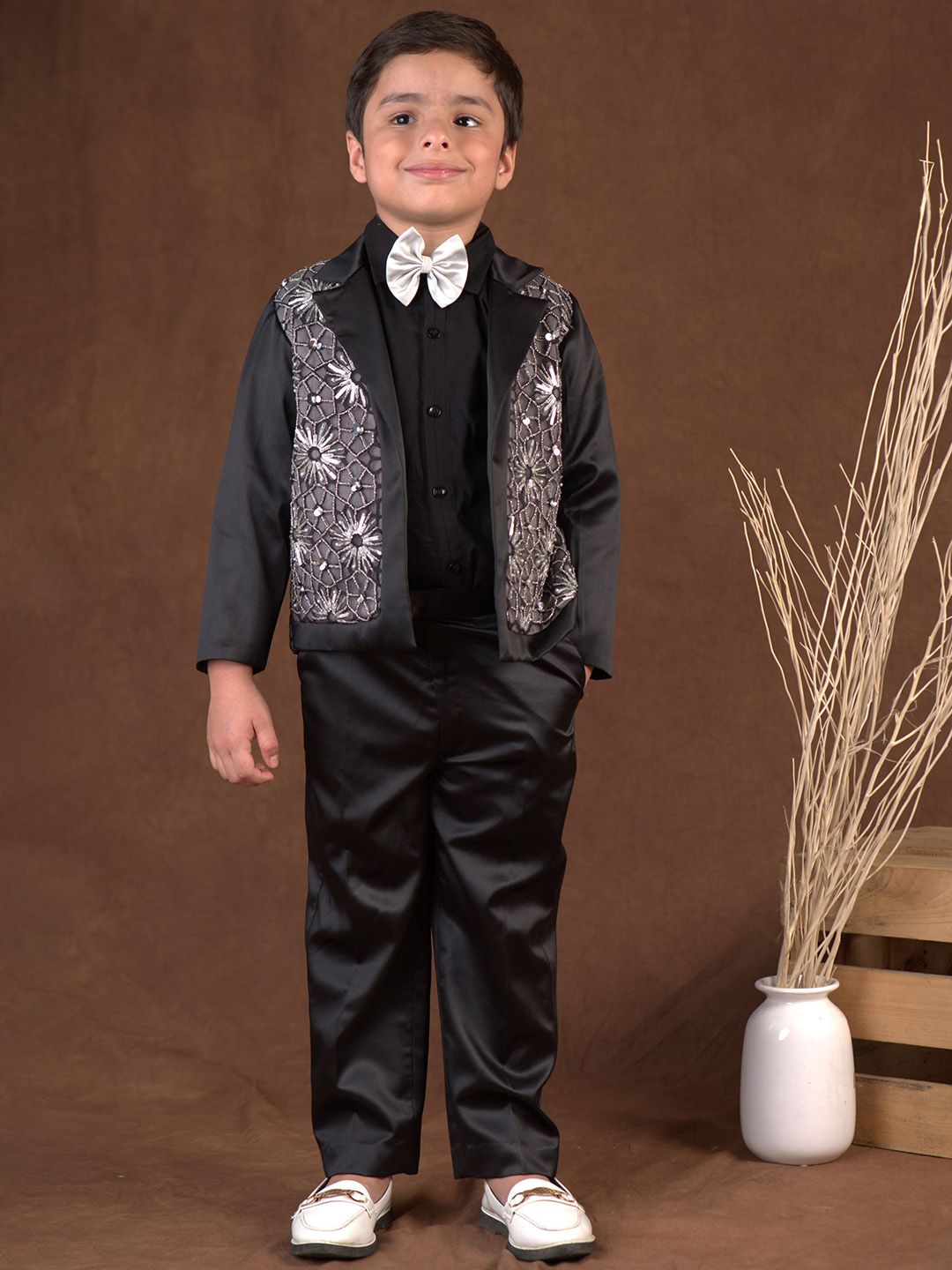 TOPLOVE Boys Embroidered Three-Piece Suits-image-6