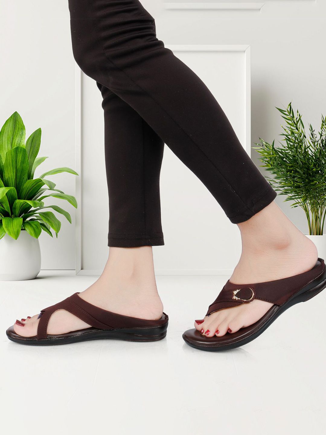 BIG BIRD FOOTWEAR Women Brown One Toe Flats-picture-22