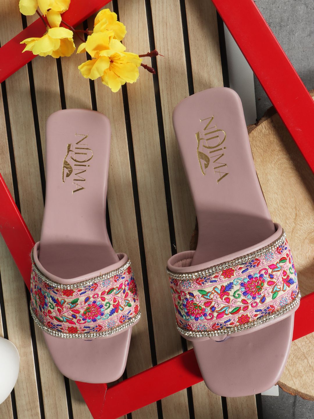 Nidima Women Embellished Ethnic Open Toe Flats-picture-20