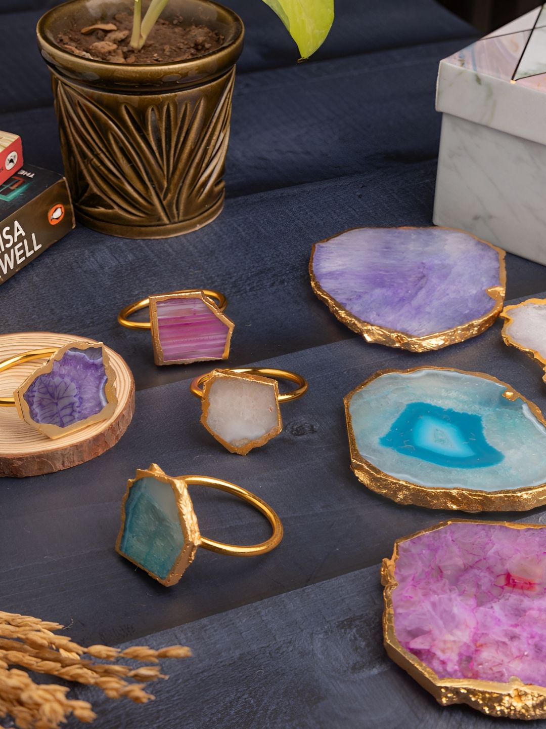 HOMEARTE 8-Pcs Purple & Pink e Coasters and Napkin Rings Home Gift Set-image-18