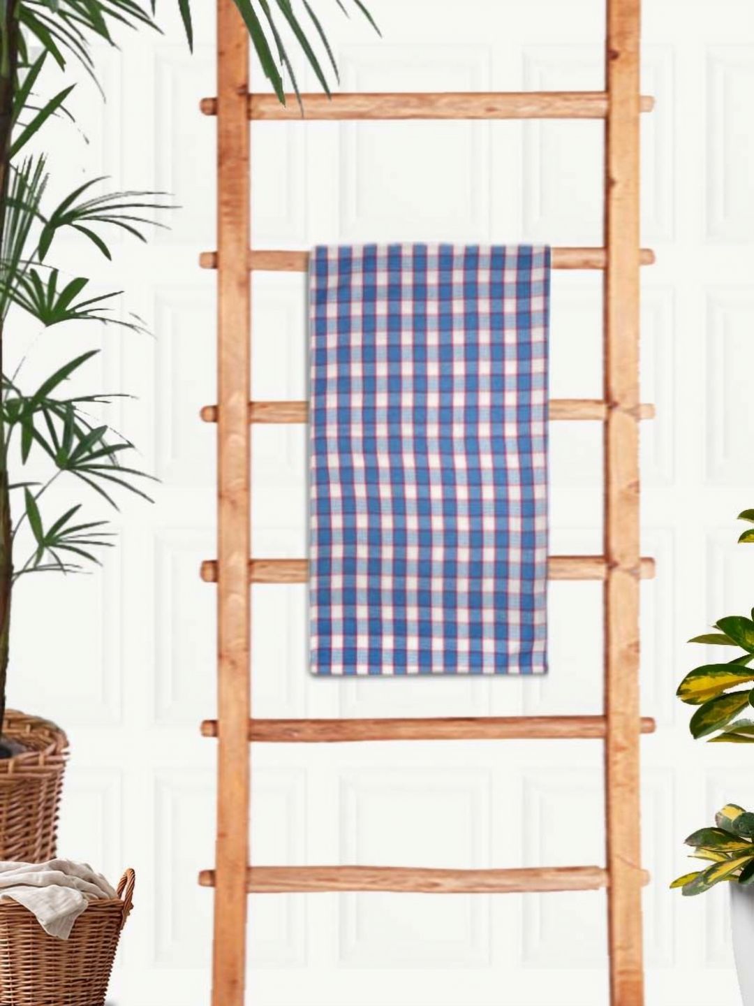 Aura Blue & White Printed Cotton 210 GSM Waffle Ultra Absorbent Bath Towel-image-49