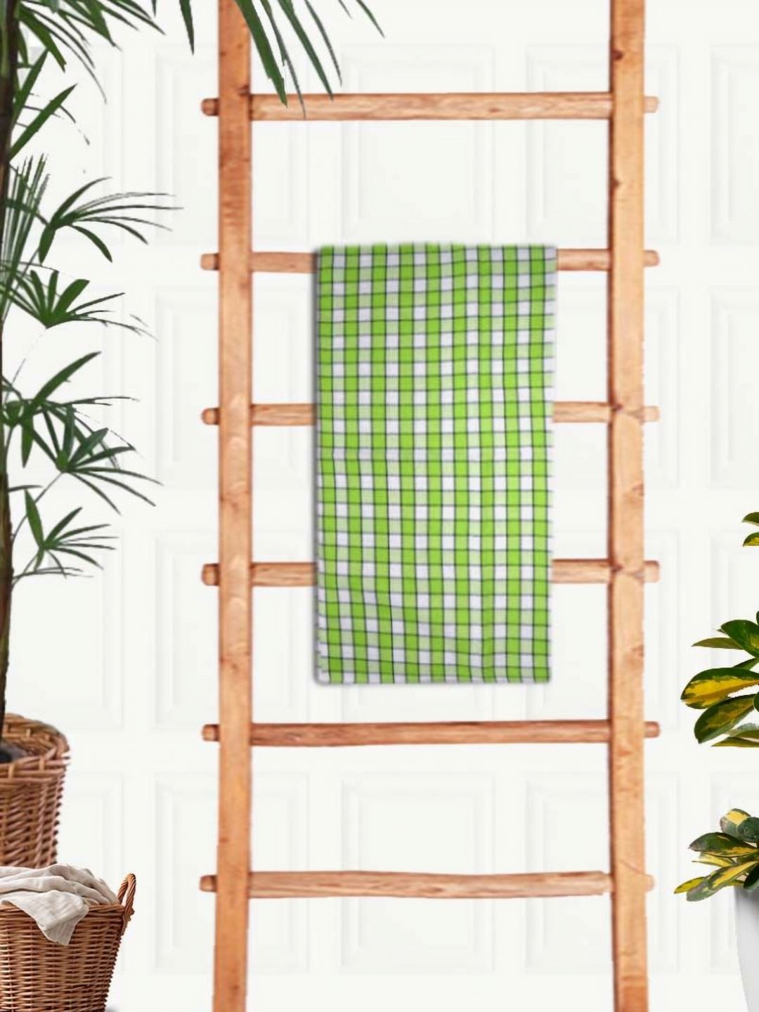 Aura Green & White Printed Cotton 210 GSM Bath Towel-picture-31