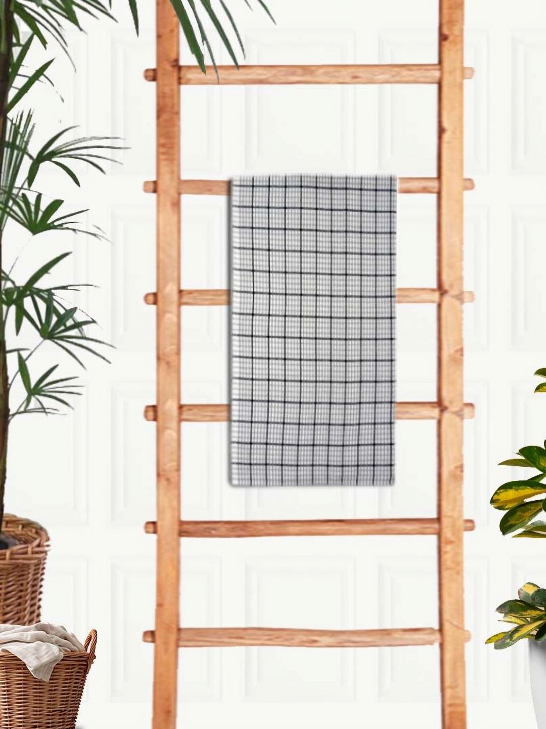 Aura Grey & White Printed Cotton 210 GSM Bath Towel-image-24