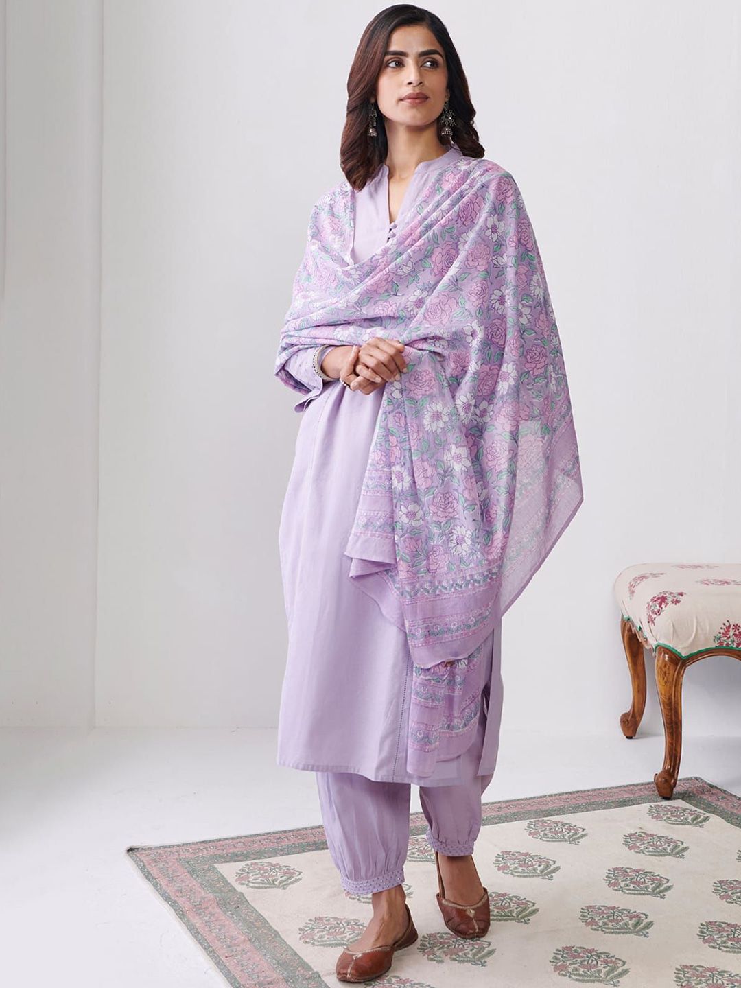 DMUNESH FASHION Mandarin Collar Straight Kurta With Salwar And Dupatta