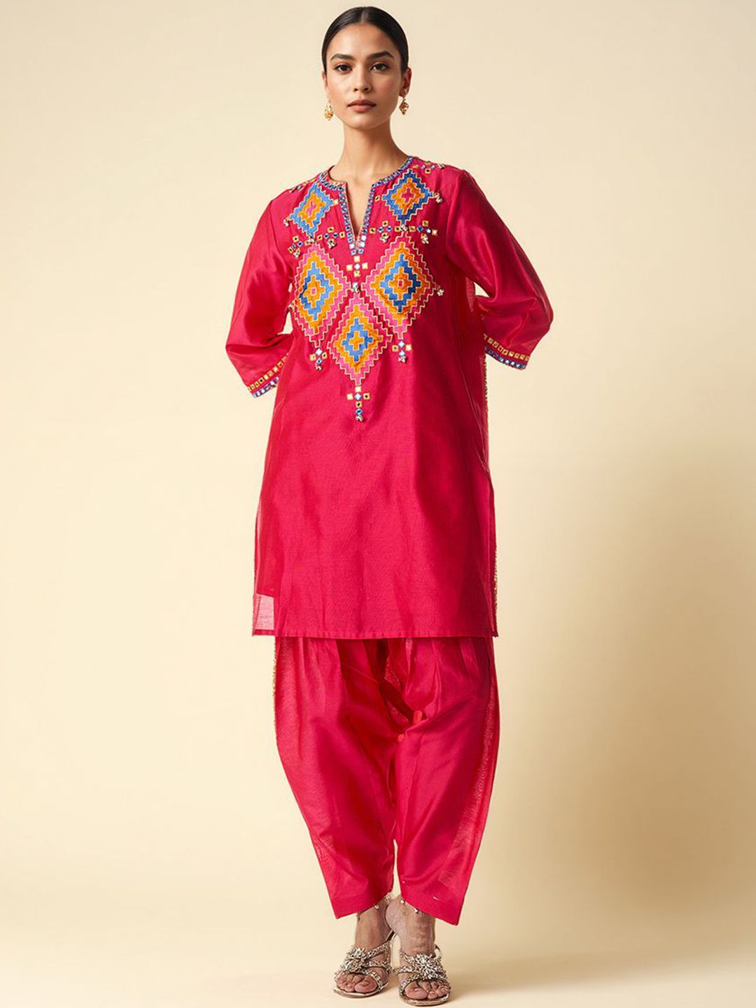 Gulabo by Abu Sandeep Women Geometric Embroidered Mid-Rise Salwar-picture-14