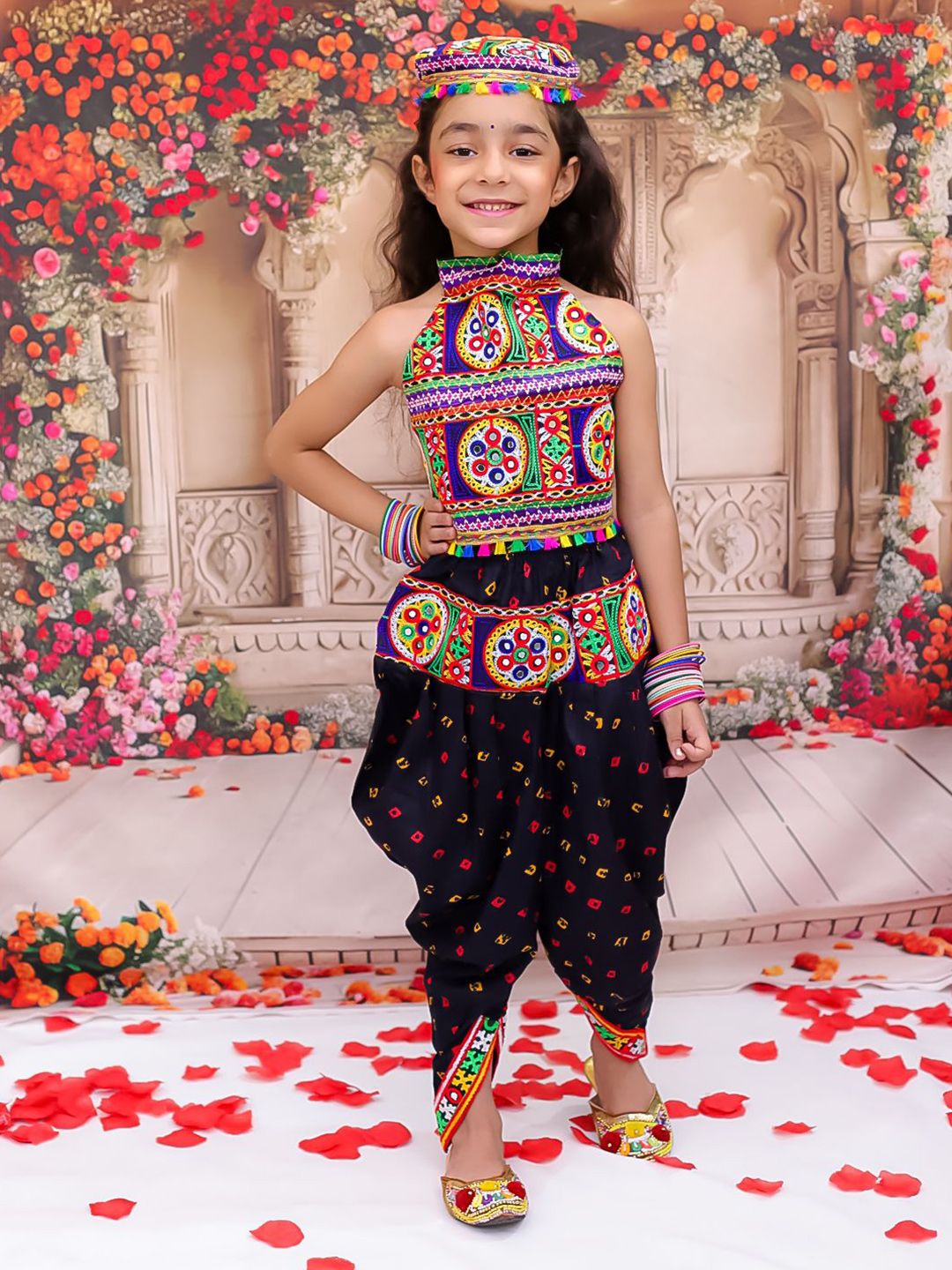 KID1 Girls Embroidered Pure Cotton Top With Dhoti Pants With Cap-picture-38