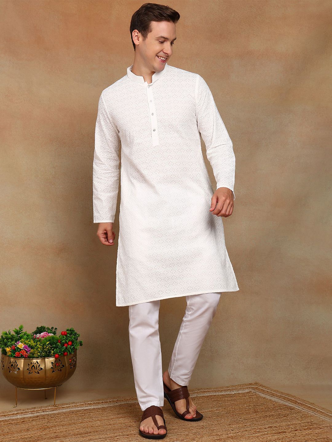 HERE&NOW Ethnic Motifs Embroidered Mandarin Collar Thread Work Straight Kurta-picture-37
