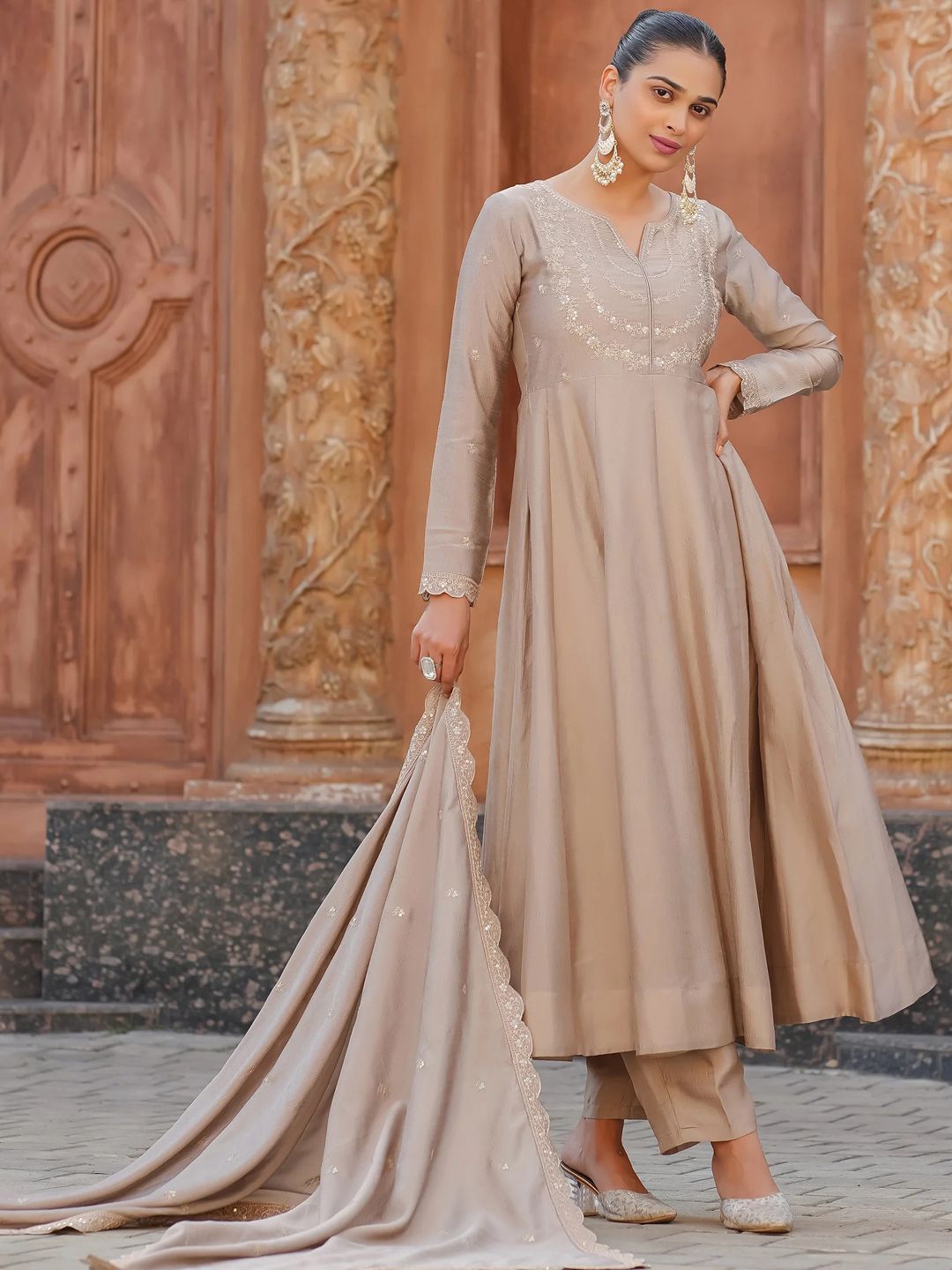 AKSHARAM Women Floral Embroidered Regular Sequinned Kurta with Trousers & Dupatta