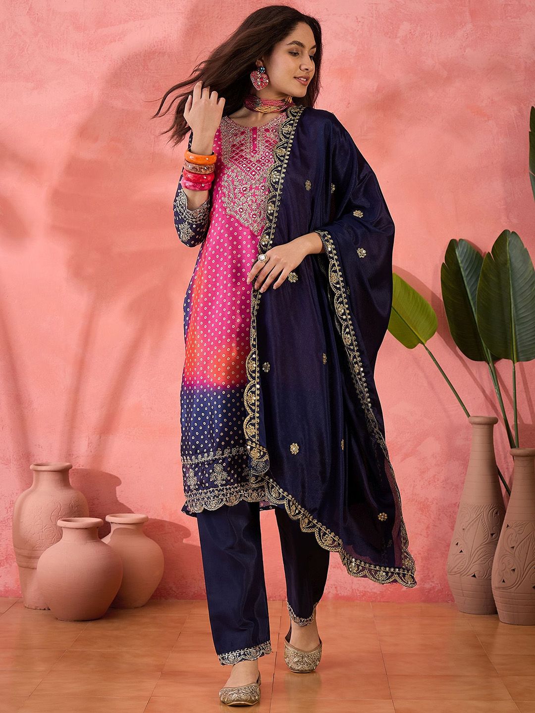 DIVASTRI Women Bandhani Printed Kurta with Trouser & Dupatta