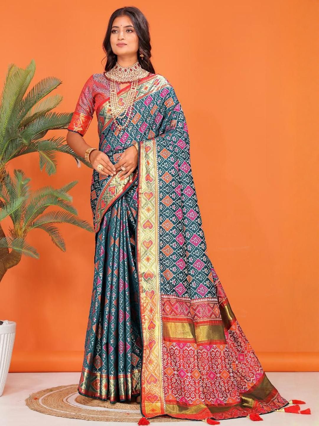 jayant creation Blue Silk Blend Patola Sarees-picture-29