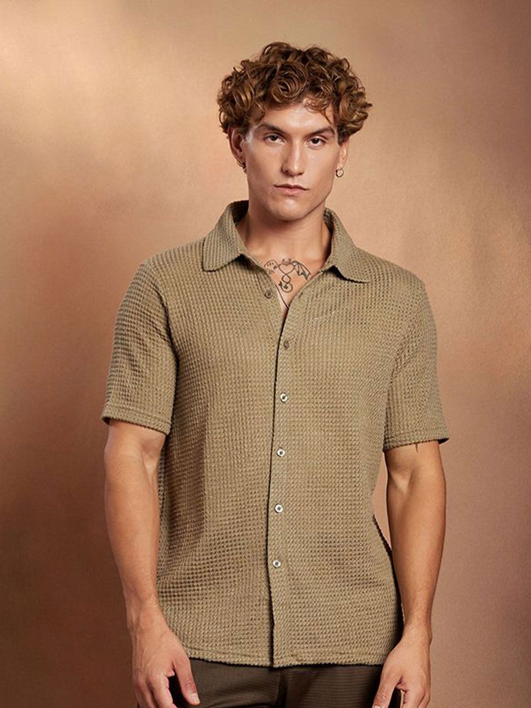 Campus Sutra Men Comfort Relaxed Fit Textured Spread Collar Cotton Casual Shirt-picture-18