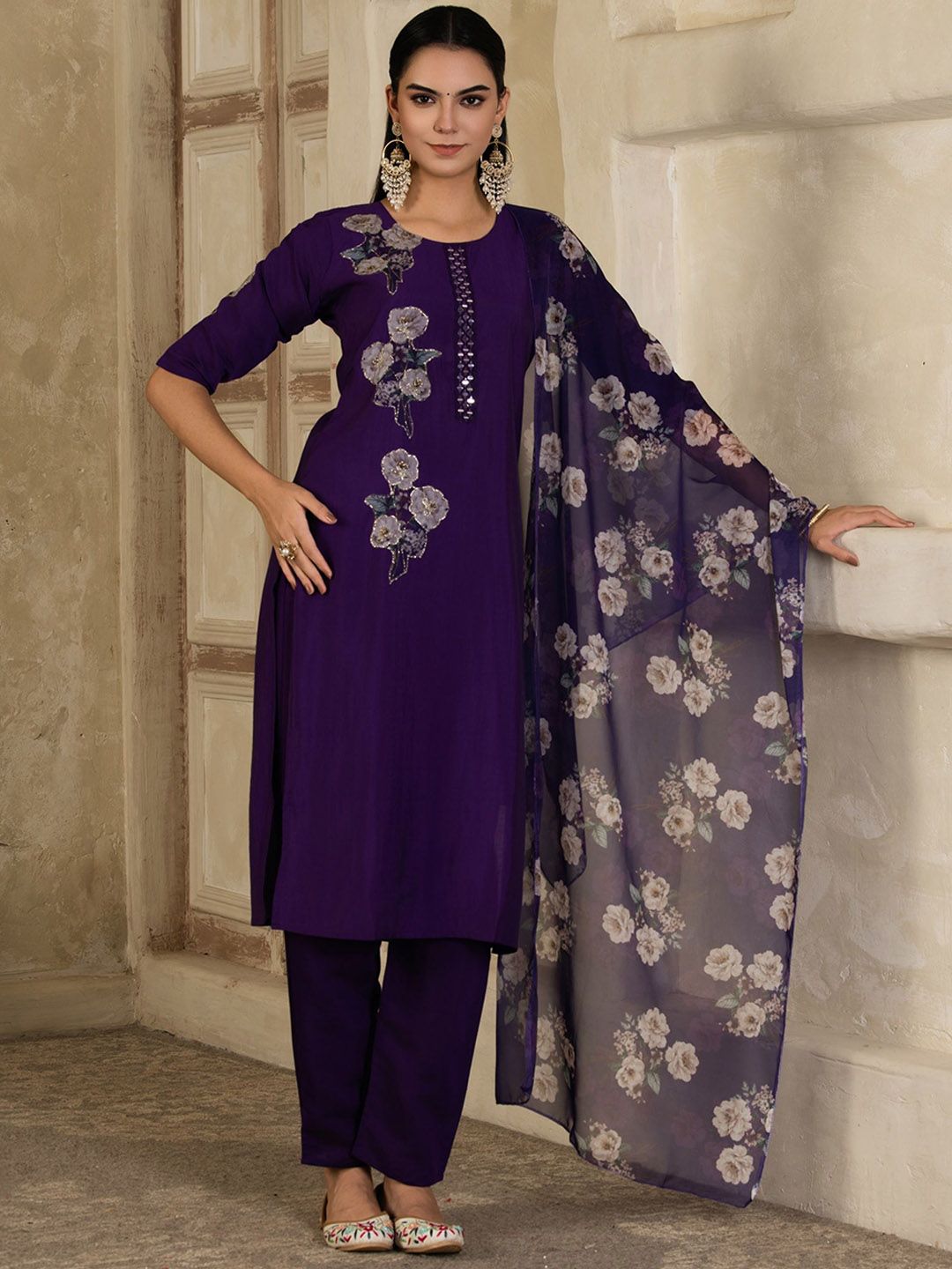 Sangria Women Floral Embroidered Kurta with Trouser & Dupatta
