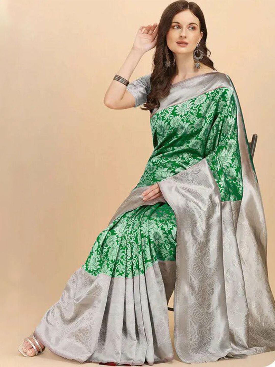 VILLE FASHION Ethnic Motifs Woven Design Zari Banarasi Saree-picture-12