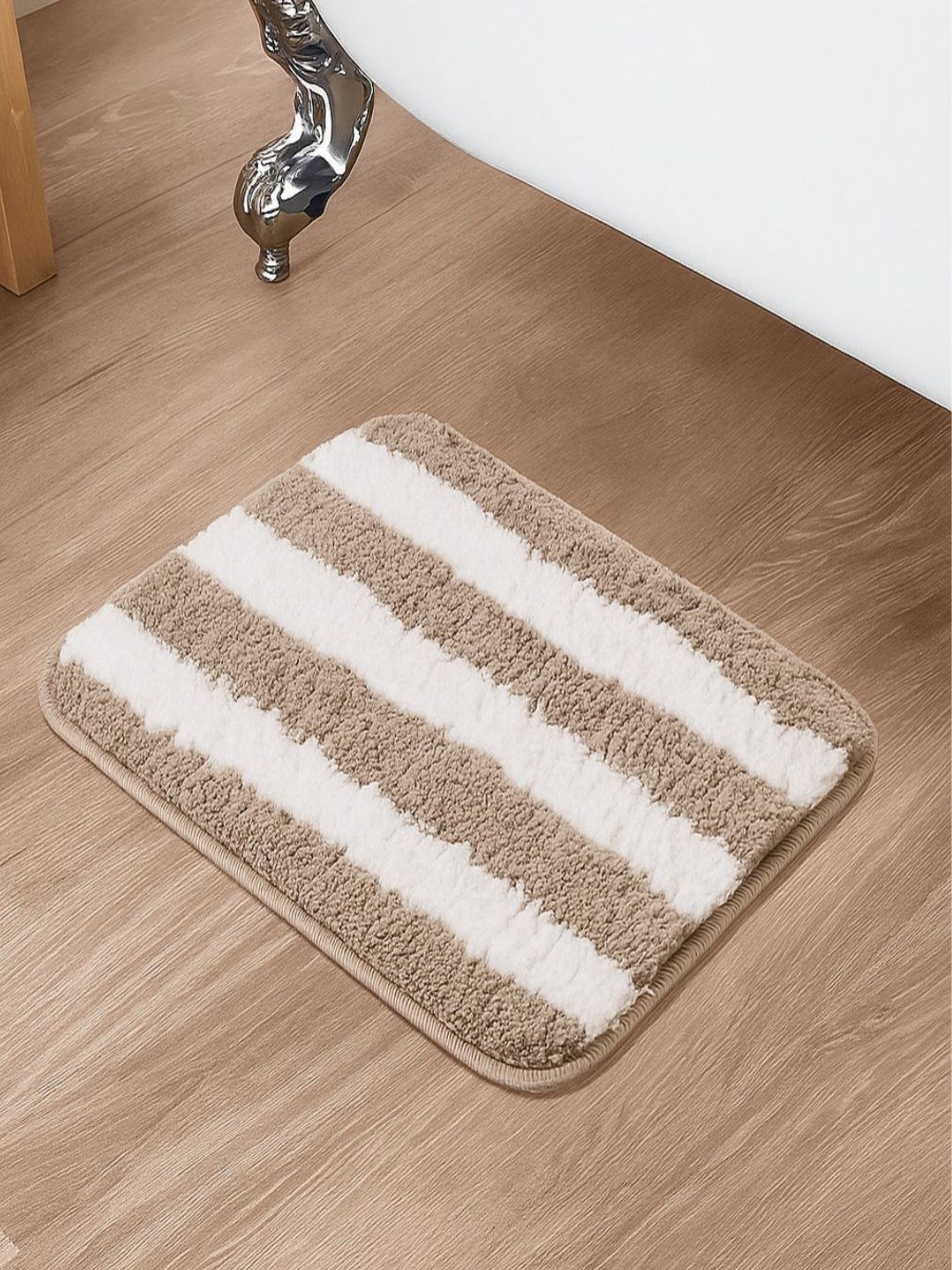 haus & kinder Beige & White Striped 2000 GSM Microfiber Anti-Skid Bath Rug-picture-19