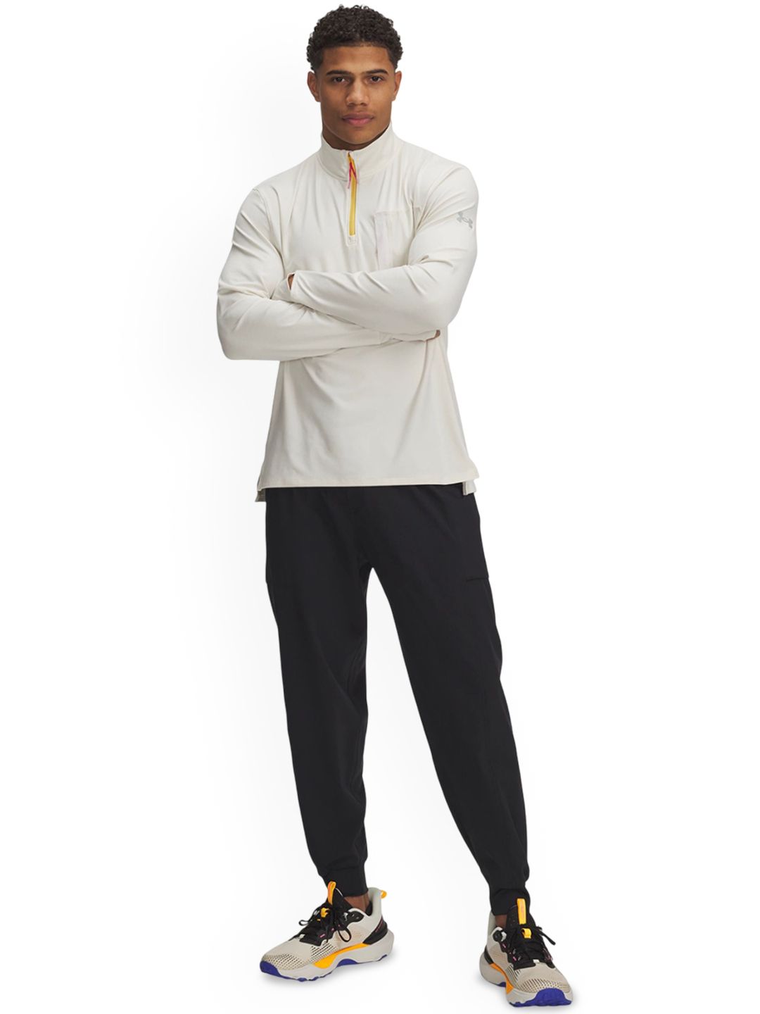 UNDER ARMOUR Launch Trail Men Relaxed Fit-Mid Rise Joggers-picture-21