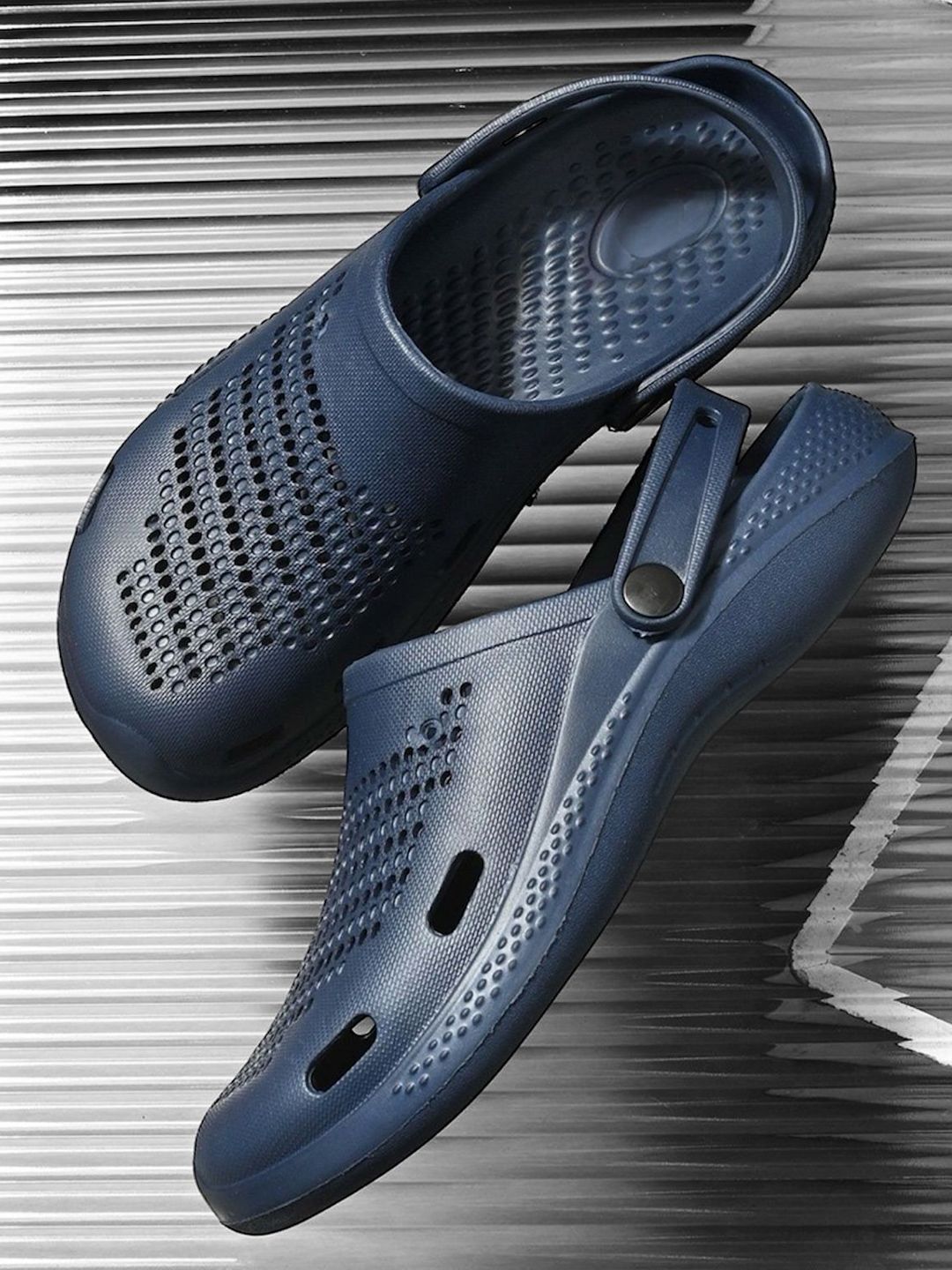 Deflow Self Design Clogs-picture-23