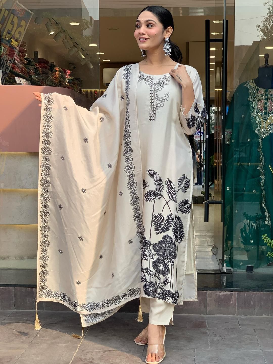 HERE&NOW Women Cream Embroidered Regular Kurta Set With Trousers & Dupatta
