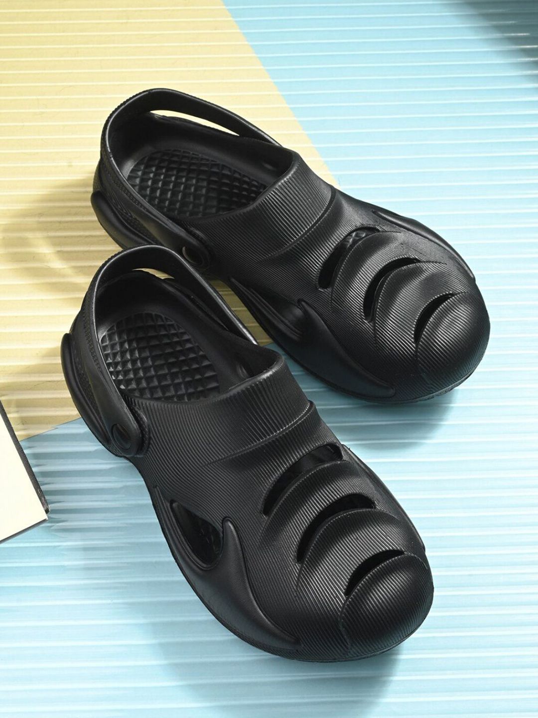 Deflow Self Design Clogs-picture-19