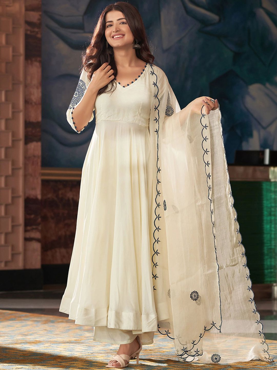 ZAIERRA Women Solid Anarkali Kurta with Trousers & Dupatta